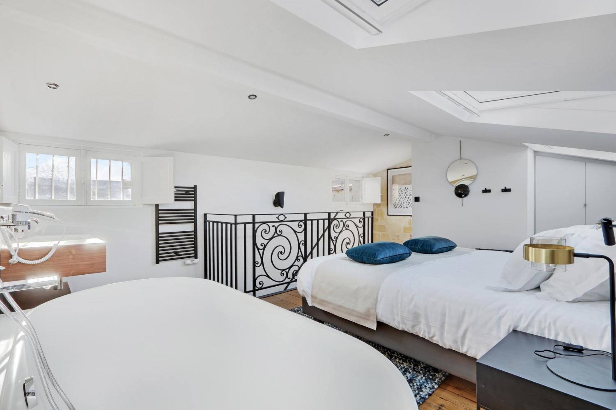 Apartment Maison Labruyere - Jardin Public